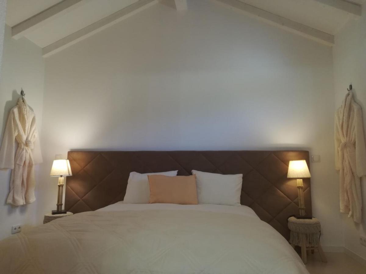 フィゲイラ・ダ・フォズ Quinta Bogesi Bed & Breakfast エクステリア 写真